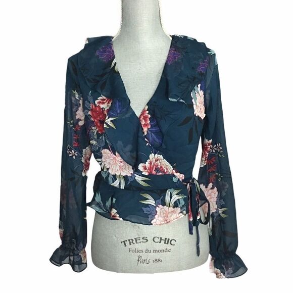 Forever 21 Floral Cropped Wrap Top Size S - Picture 1 of 3